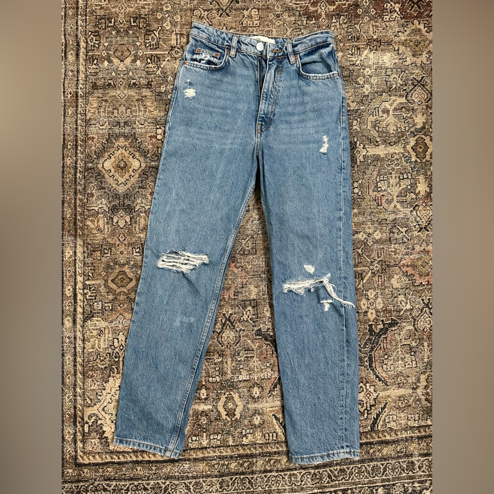 Zara Light Blue Denim 90’s Mom Jeans